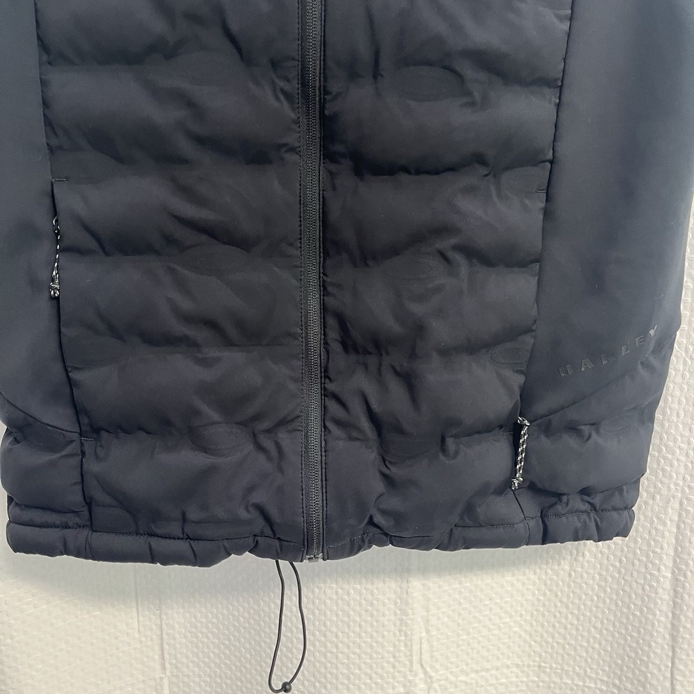 Oakley Eclipse RC Quilted‎ Vest Black Thermocare Performance Skiing Medium - Picture 2 of 9